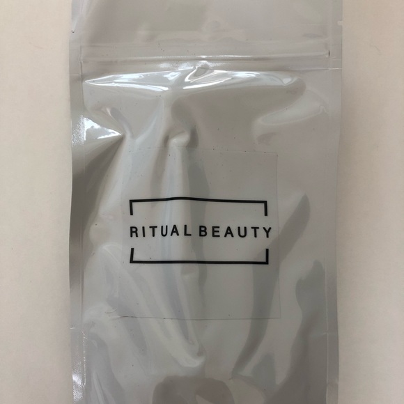 Ritual Beauty Jade Roller - Picture 2 of 2